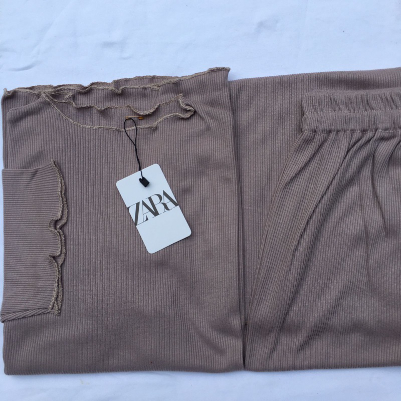 -Set khaki