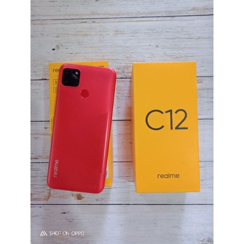seken realme C12 ram 3/32gb lengkap ori pabrik, hp original 100% bukan hp service.an barang dijamin 