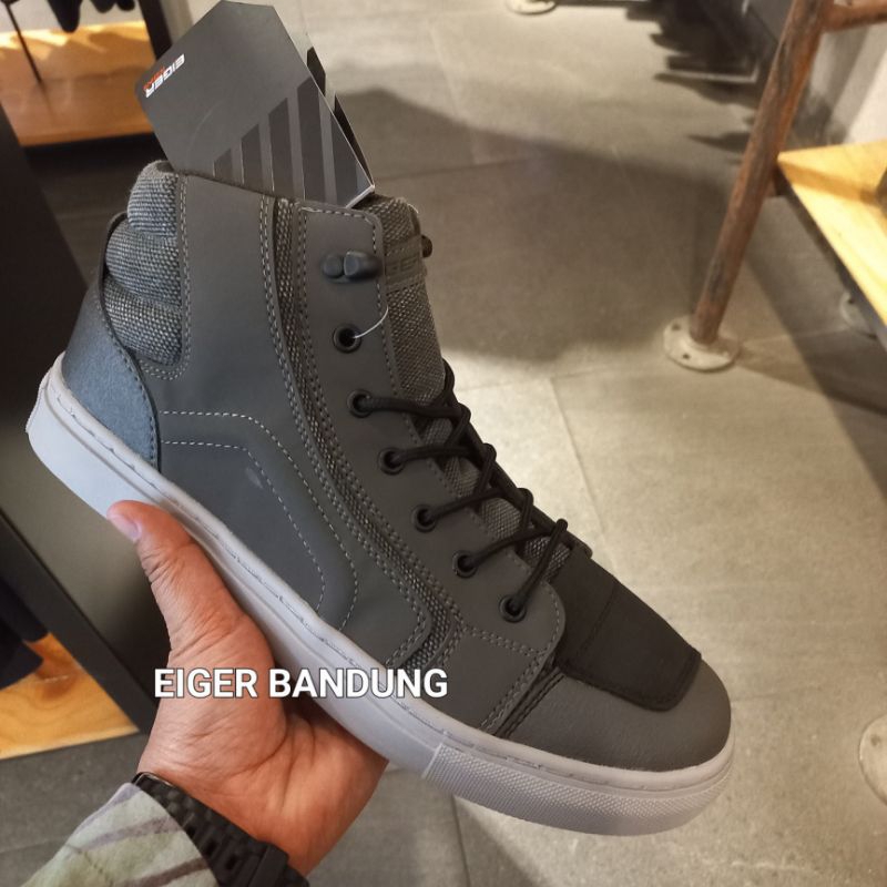 ORIGINAL  SEPATU RIDING GAEA MID CUT