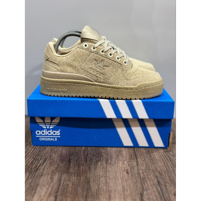 adidas forum bold