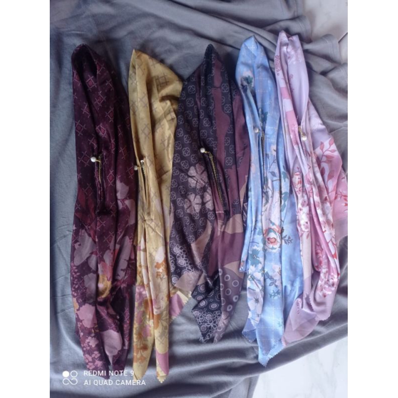 hijab ziper motif rondom untuk ukuran110/110