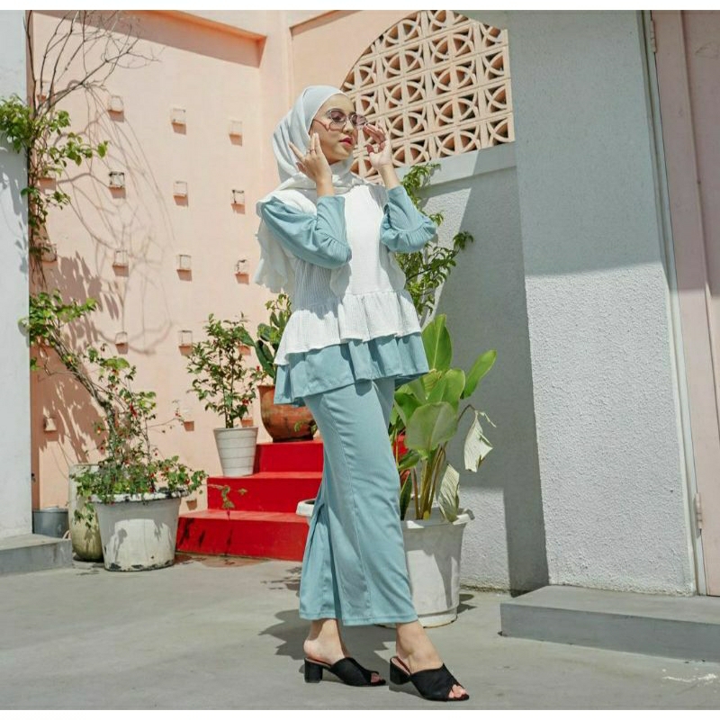 Preloved ONE SET SAHARA BY YELLOWFACY BLOUSE DAN ROK / One Set Dress / One Set Blouse Knit / Rok Kni