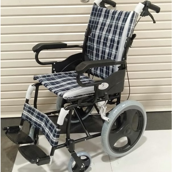 Sella Kursi Roda Lipat Traveling Type KY 871 LB Aluminium Wheelchair