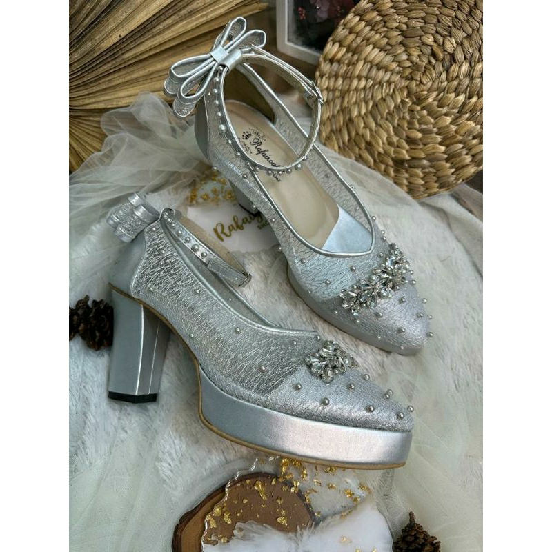 Sepatu wedding pesta Cantik biangka silver 9cm