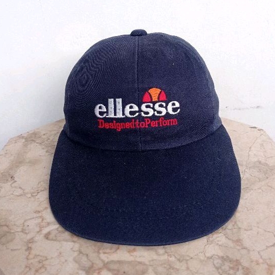 Topi Vintage ELLESSE Wide Brim Strap Cap