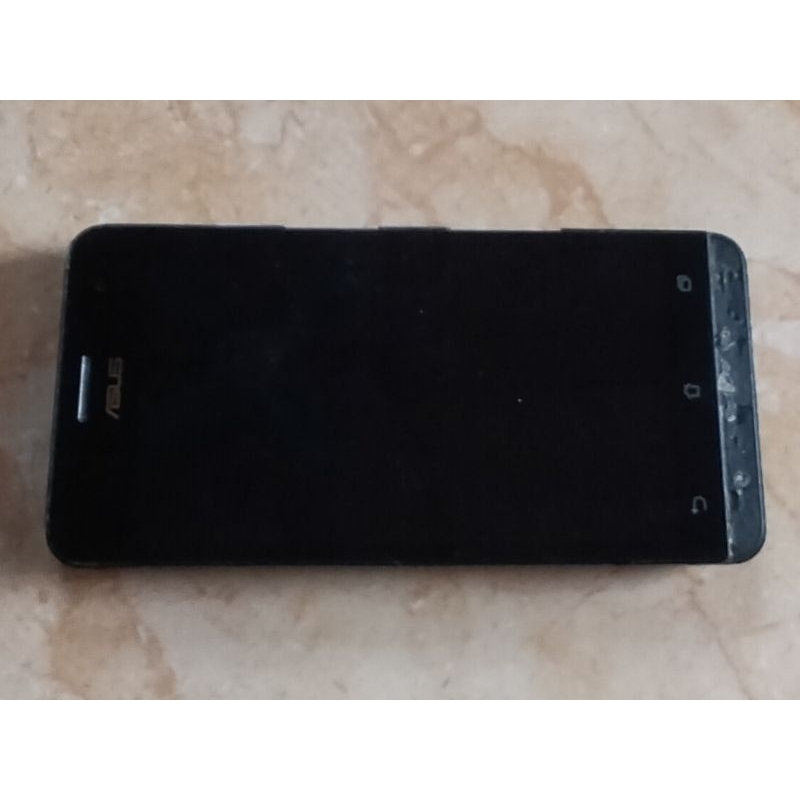 Asus T00f alias zenfone 5. batre perlu tembak tegangan.