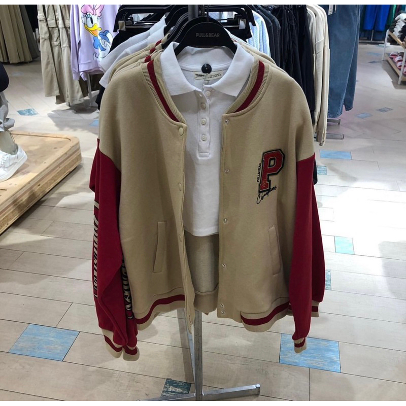 varsity jacket pull&bear champs P