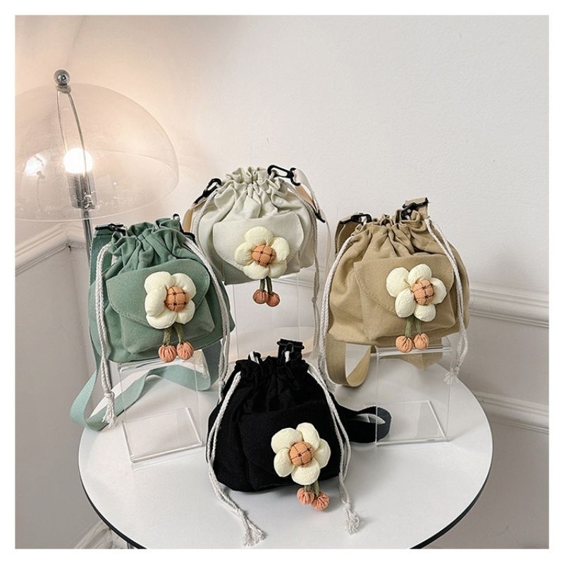 Tas Selempang Wanita Bahan Canvas Motif Bunga/Slingbag Kanvas Flower [Ready Jakarta]