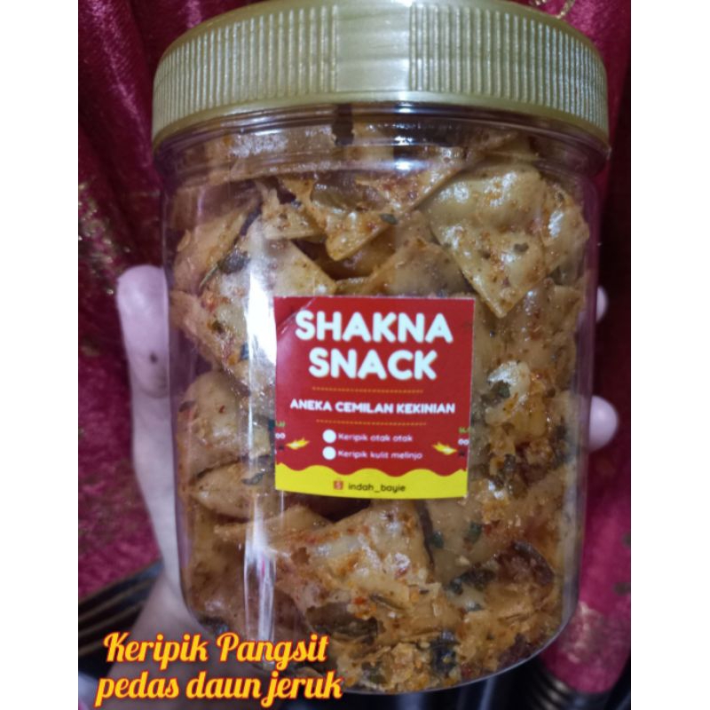 

keripik pangsit pedas toples 600ml