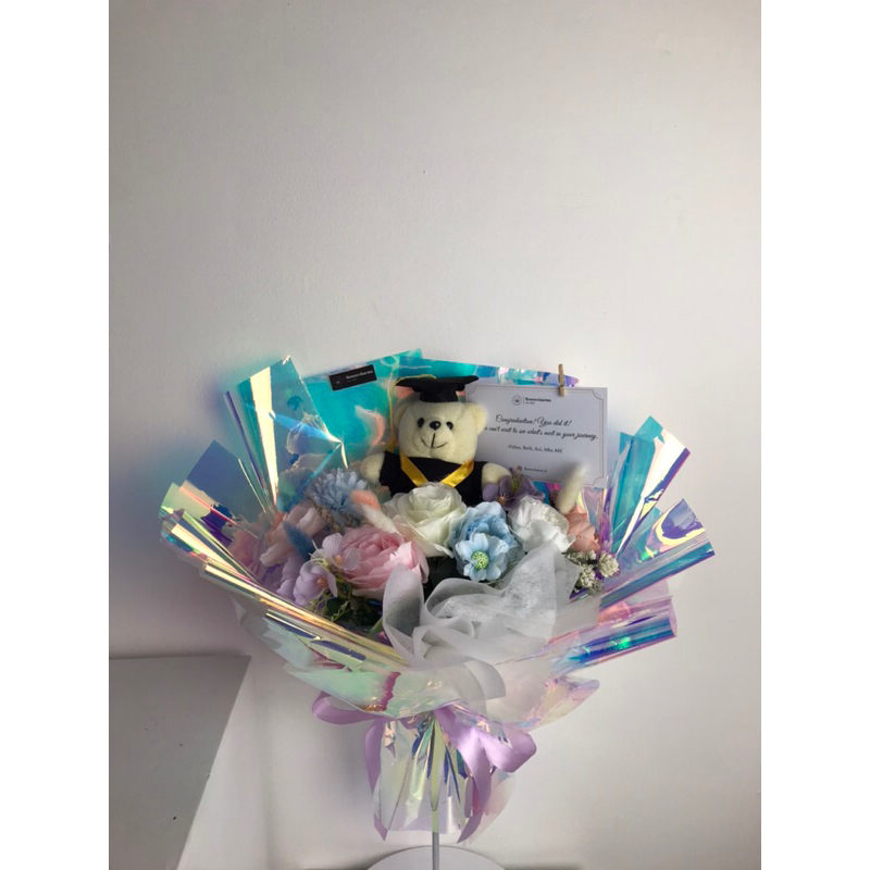 Hologram Bouquet Boneka Wisuda | MEDIUM BOUQUET | KOREAN BOUQUET | BUKET BUNGA PALSU TEMA PASTEL | B