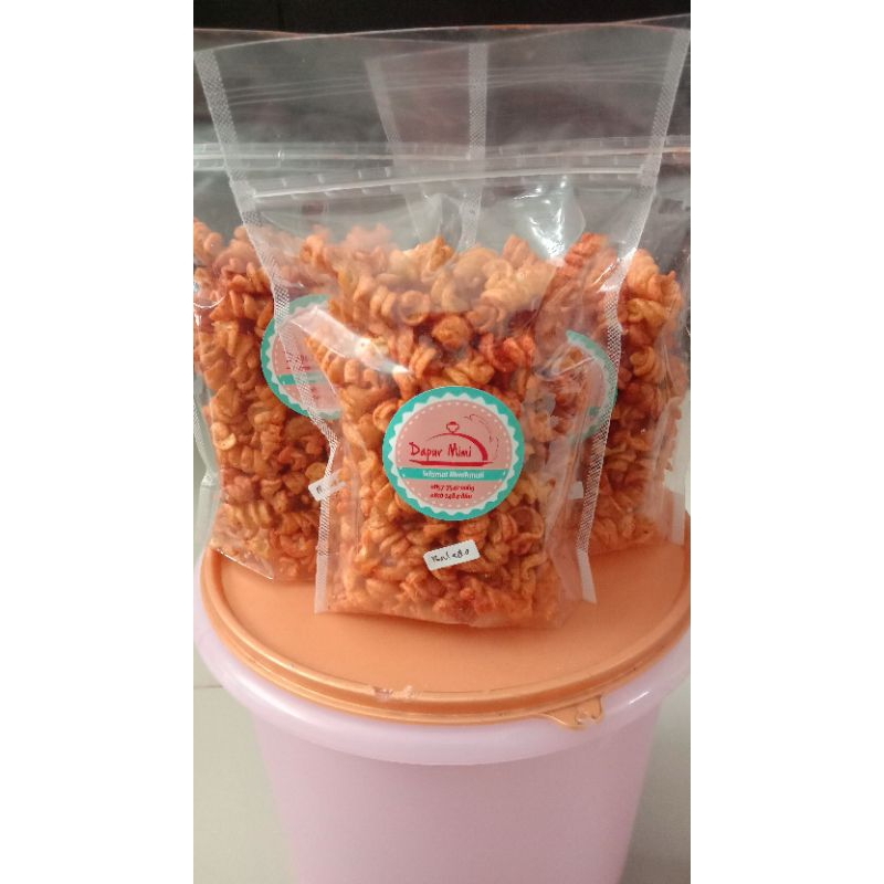 

makaroni spiral rasa balado daun jeruk