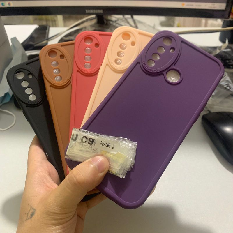 SOFTCASE PREMIUM ORIGINAL CASE REALME 3 5 5I 5S 5 PRO 7I C17 C11 C15 C11 2021 C20 - UA