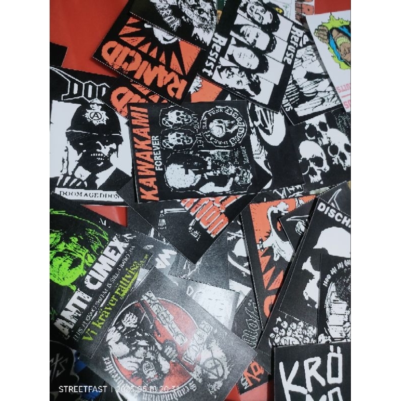 

stiker band punk,stiker anti air,stiker,stiker helem,stiker handphone,stiker musik band