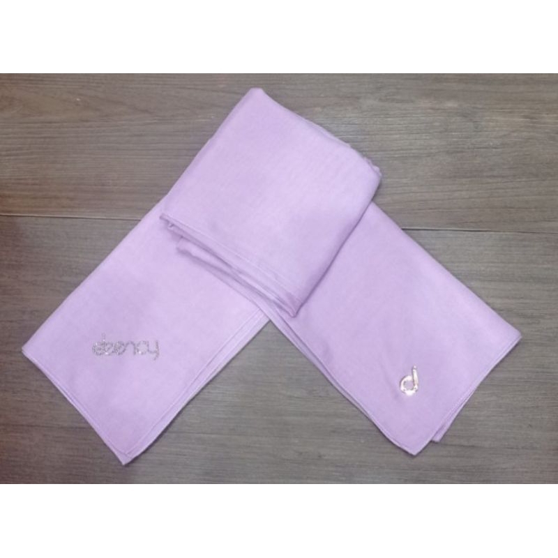 Deenay polos liza laser cut dan jahit tepi