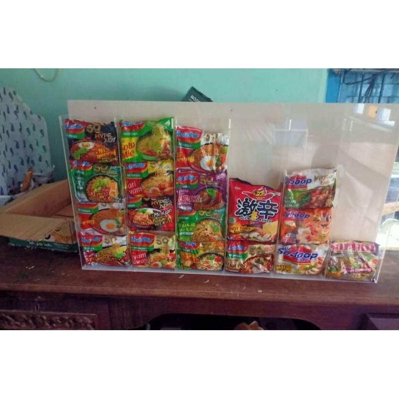 

tempat indomie 6 ruang