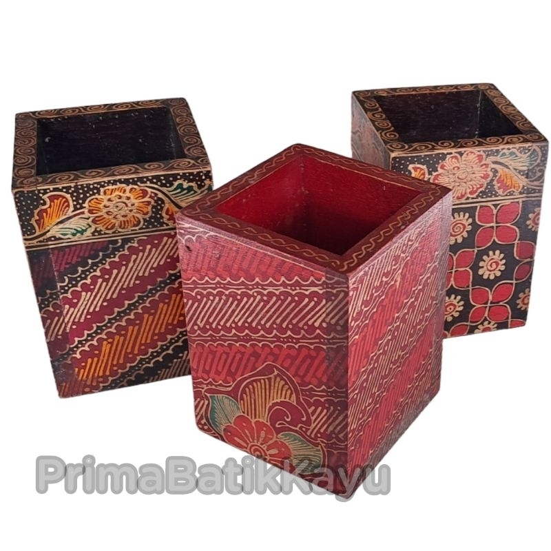 

Tempat Pensil Kotak | Pensil Case Unik | Tempat Pensil Batik | Tempat Bolpoint Batik Kayu | Oleh-oleh Khas Jogja