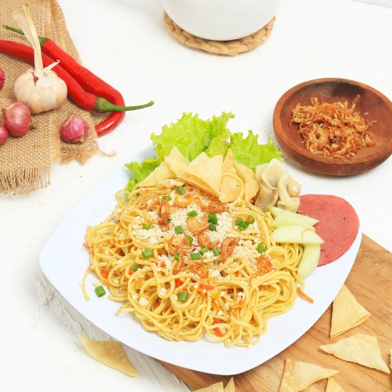 

Mie Pedas Level Frozen by Mie Bedjo