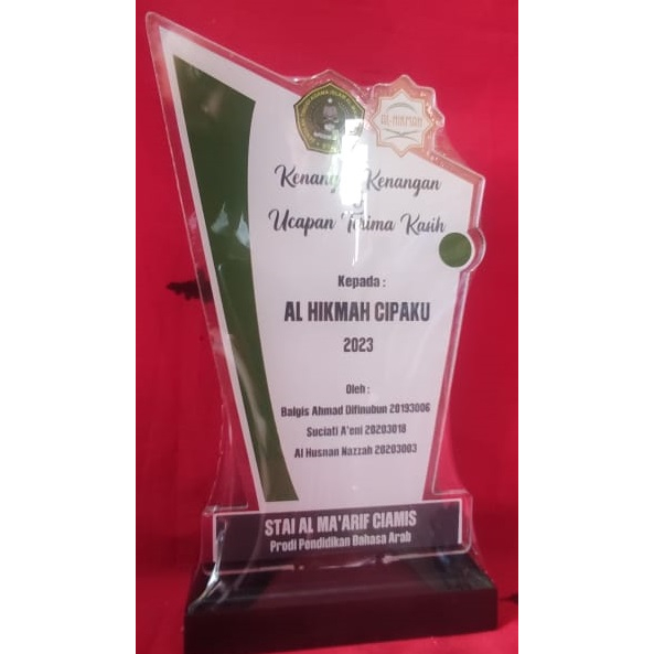 Plakat Wisuda Plakat Terima kasih Plakat Kenang kenangan Plakat Akrilik Plakat Custom