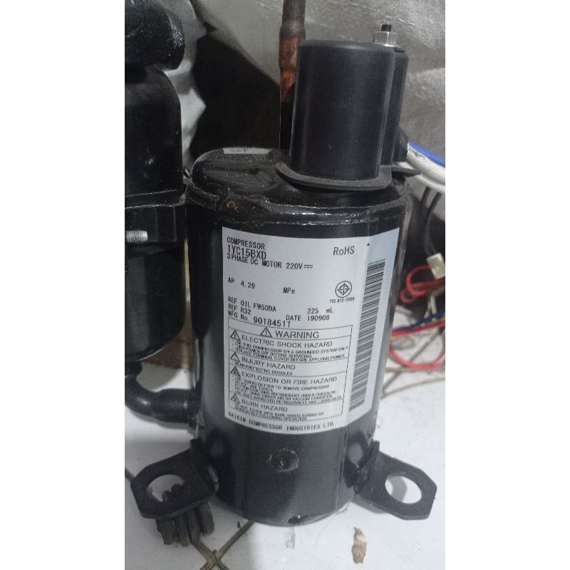 KOMPRESOR OUTDOOR AC DAIKIN INVERTER RKQ 0,5-1,5PK ORIGINAL