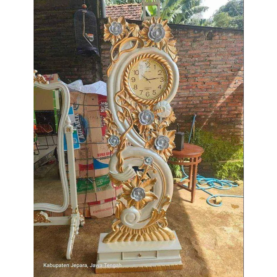 Jam gadang hias kayu jati ukir jepara