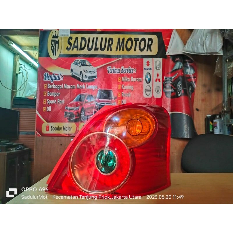 lampu belakang Yaris 2012 kanan