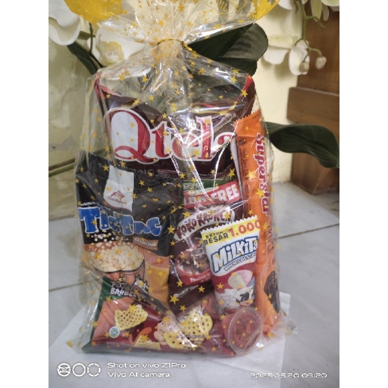 

SNACK ULANG TAHUN/paket snack ulang tahun anak/hampers anak