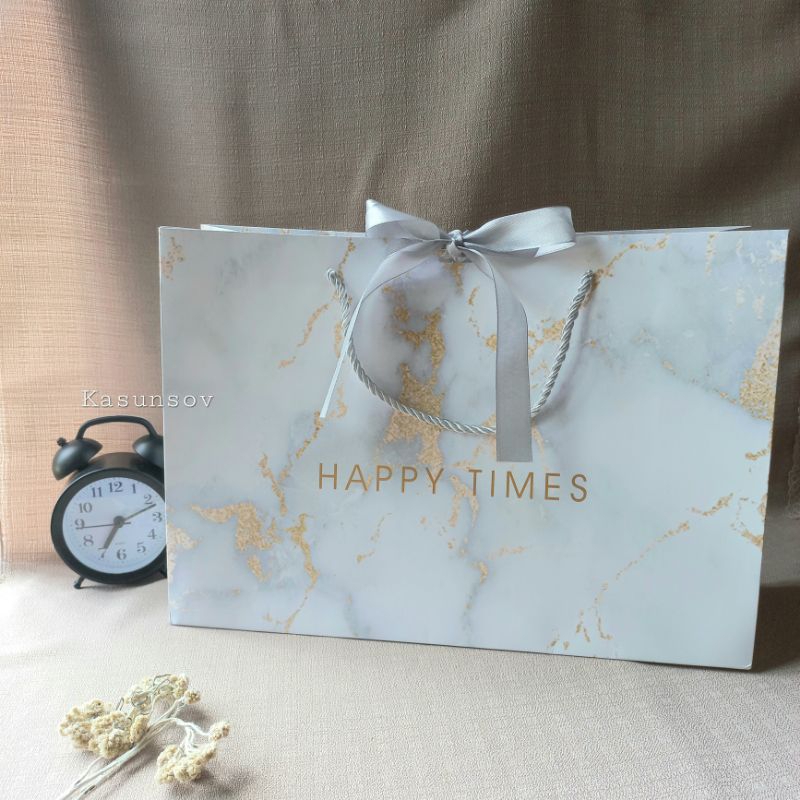 

PAPER BAG/ BOX/ KANTUNG/ PAPER CRAFT/ TAS HADIAH MOTIF WARNA / BANDA ACEH