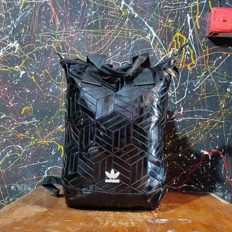 TAS RANSEL ADIDAS ISSEY MIYAKE (SECOND)