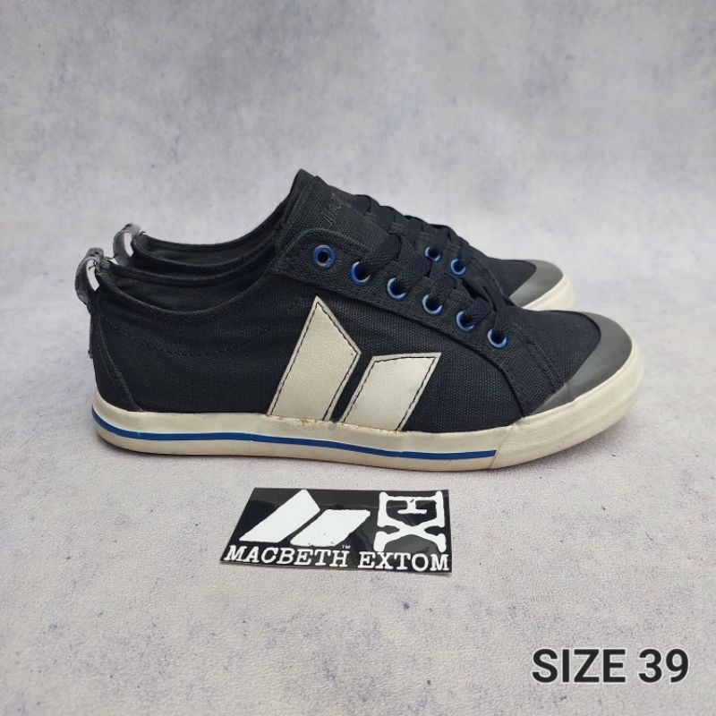 Macbeth Eliot Black White Size 39 Second