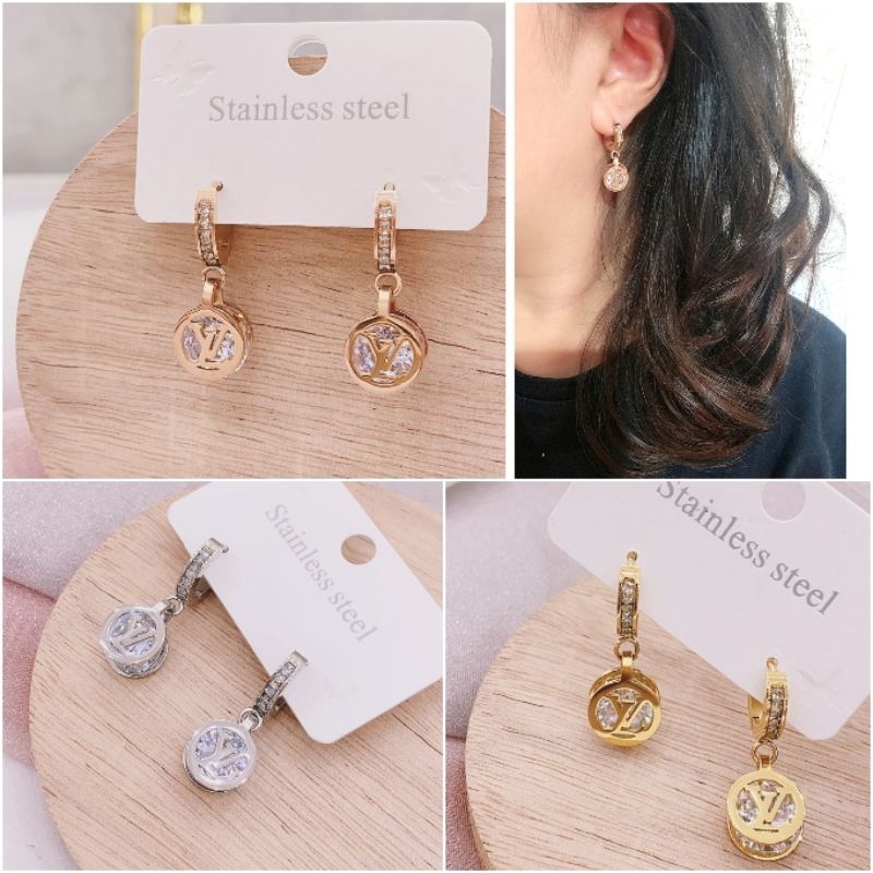 Anting Titanium Asli Premium Quality Anti karat anti alergi Motif elv Stainless steel anti karat anti alergi Anting Premium Quality A103