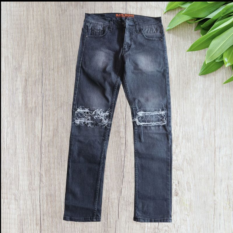 CELANA JEANS SOBEK RIPPED/ CELANA ROBEK LUTUT PRIA