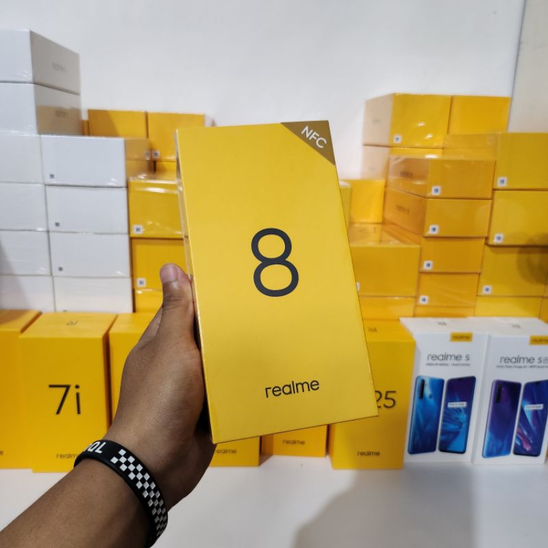 

Realme 8 Dus Box Kotak Original Copotan