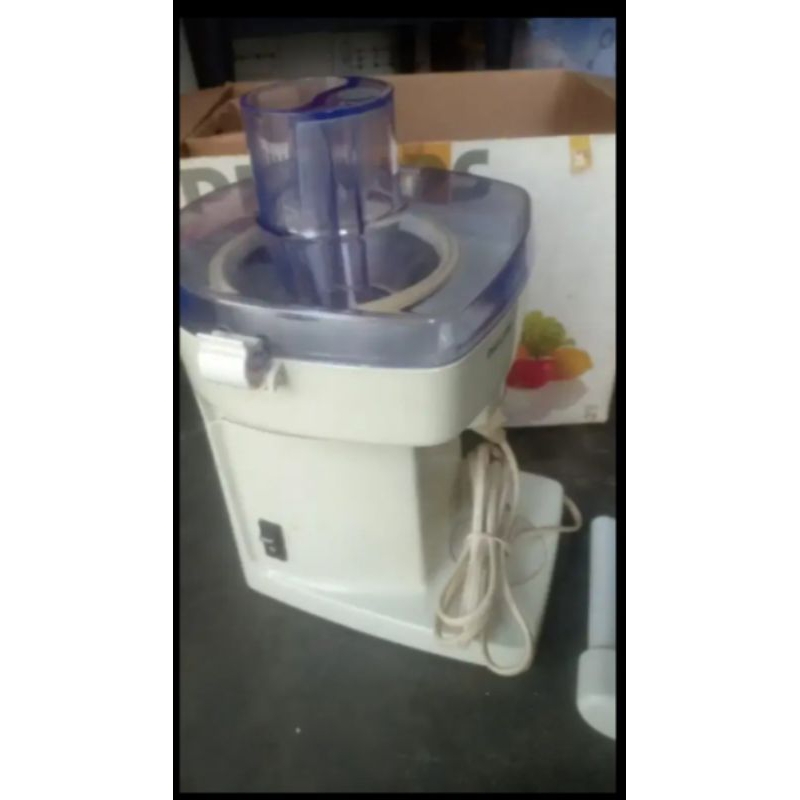 Juicer philips buah