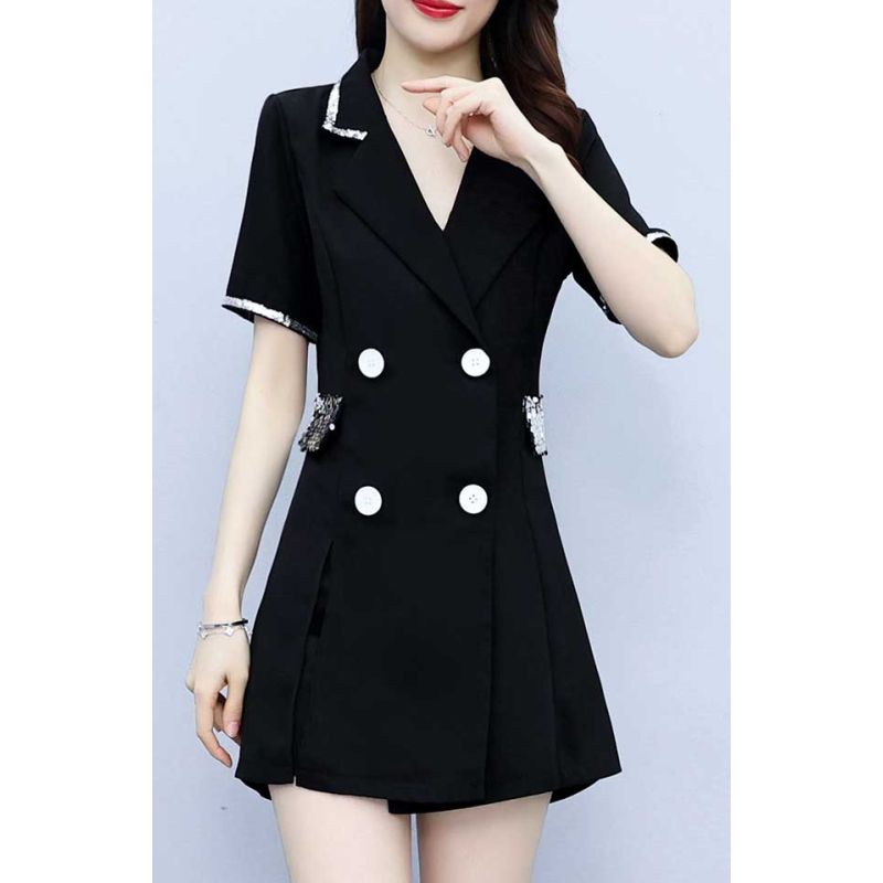Setelan wanita atasan hitam model kancing asesoris korea + celana pendek elegant