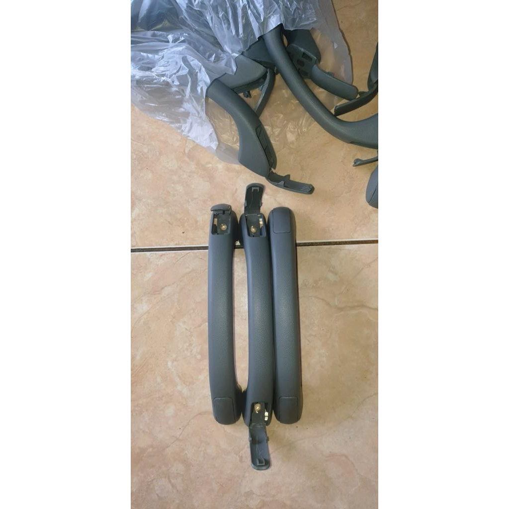 HANDLE PLAFON INNOVA FORTUNER HILUX APV HAND GRIP INNOVA FORTUNER