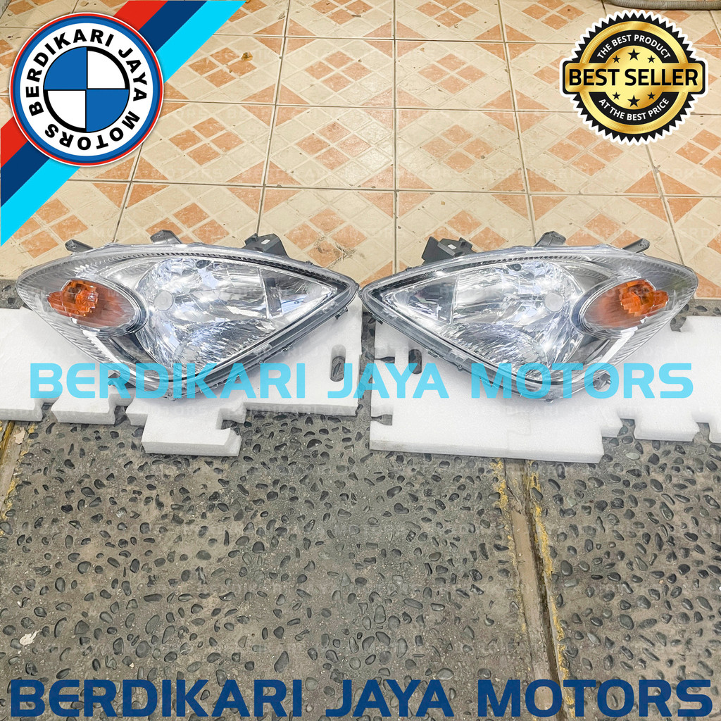 LAMPU DEPAN HEAD LAMP HEADLAMP LAMPU UTAMA TOYOTA AVANZA XENIA OLD LAMA 2002 2003 2004 2005 2006 200