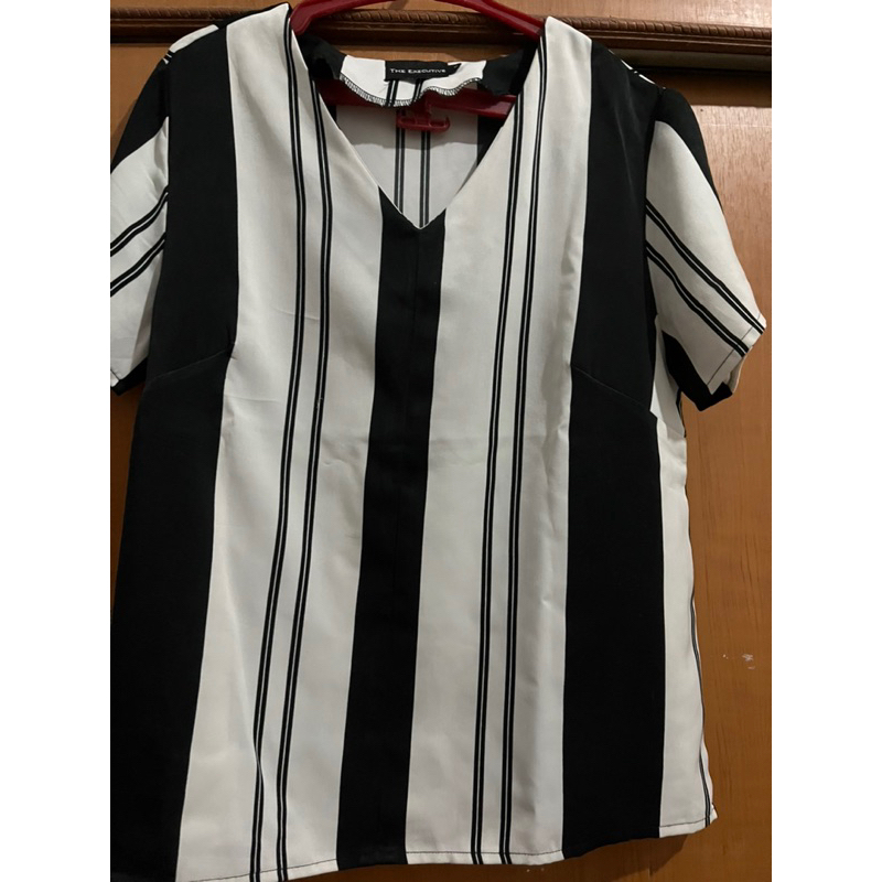 preloved The executive blouse