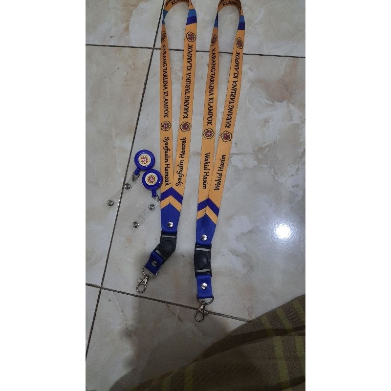 

lanyard custom 2