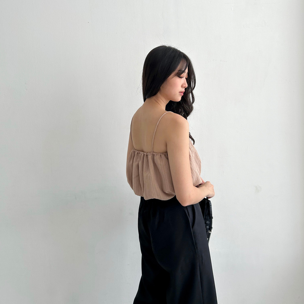 Beige Studio - Eleanor Tank Top | Atasan Crop Tank Top Wanita