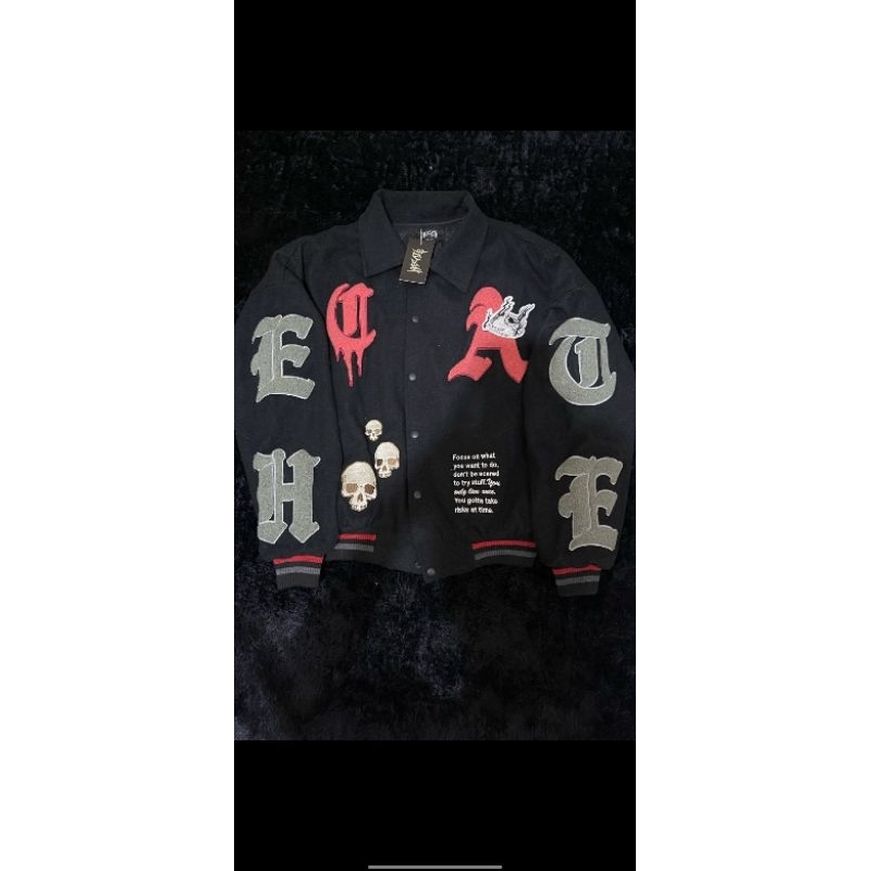 Varsity Hecate Bck t skull