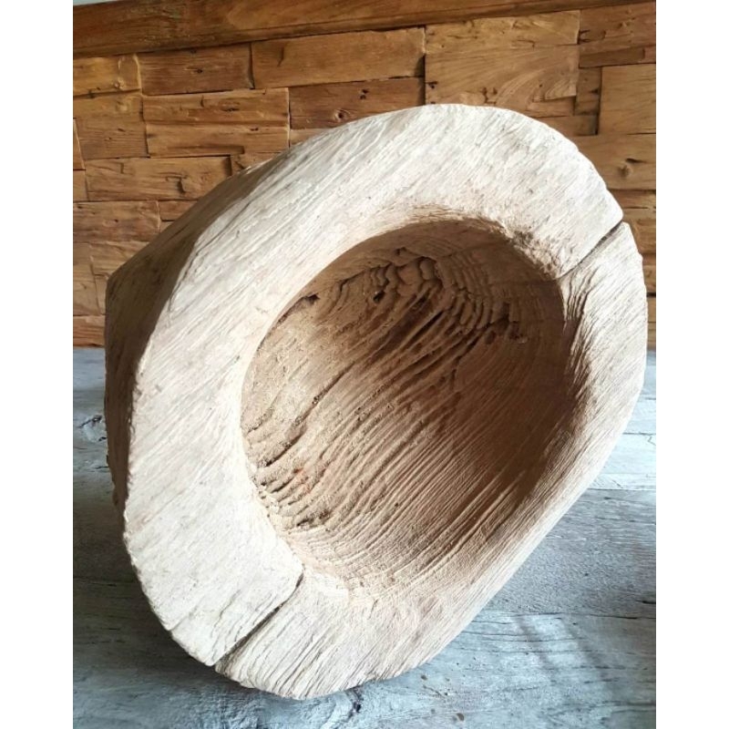 Kayu Jati Erosi Lesung