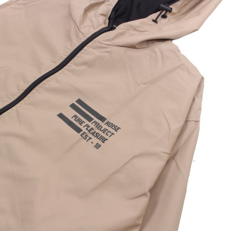 JACKET OUTDOOR STENCIL WOLVPACK WORLDWIDE