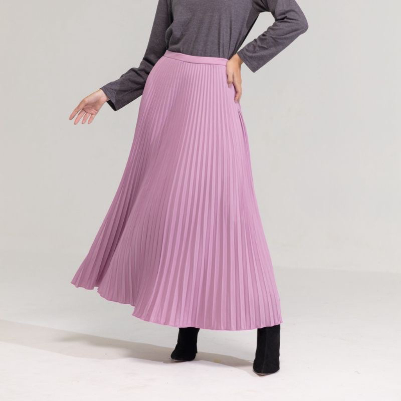 ELEGANT PLEATED SKIRT