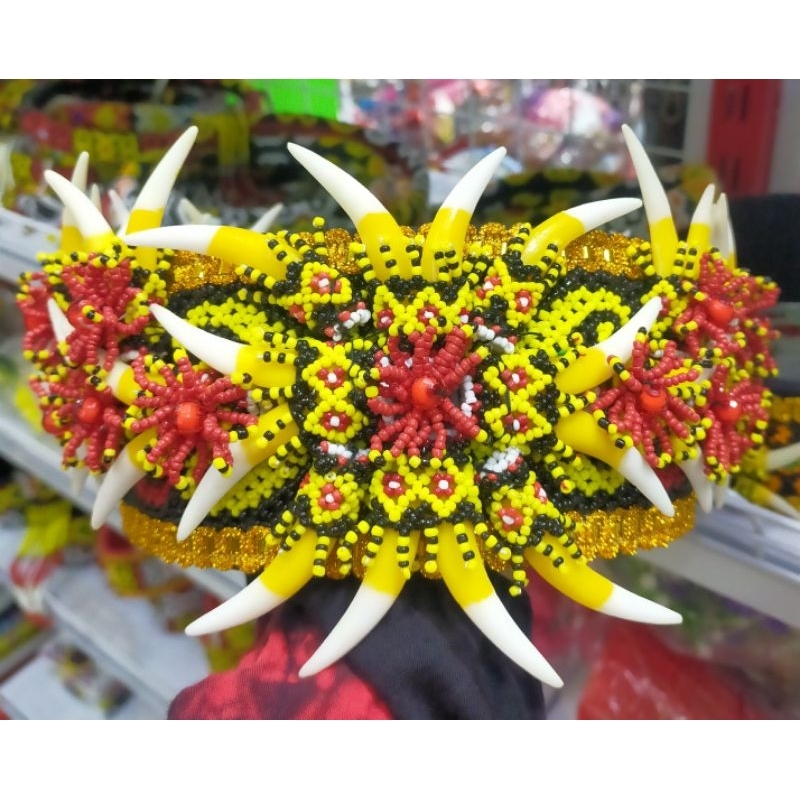 mahkota/hiasan kepala/topi taring dayak perempuan dewasa
