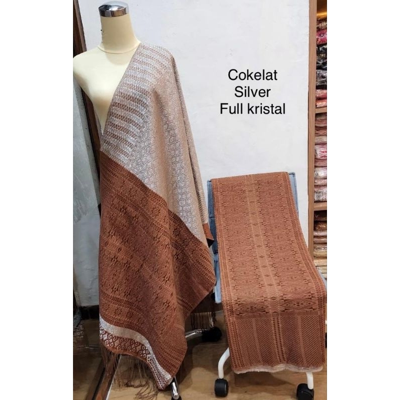 Tumtuman Tanpa Sambungan Songket Tarutung Coklat Silver Full Kristal