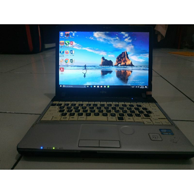 Laptop Fujitsu Lifebook P771 Intel Core i5-2520M RAM 4 GB SSD 240 GB 12.5" Win 10