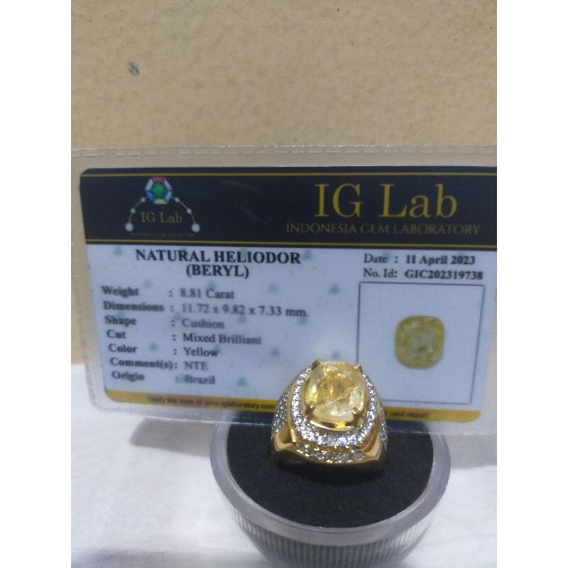 Natural Heliodor Beryl (Zamrud Kuning) Size 15