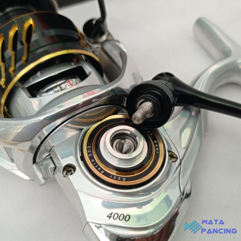 Reel daido chronos 1000 2000 3000 4000 6000 power handle salt water kronos cronos