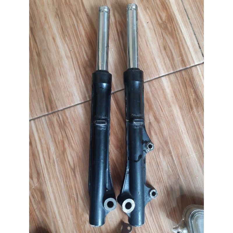 shock depan supra x 125 seken copotan