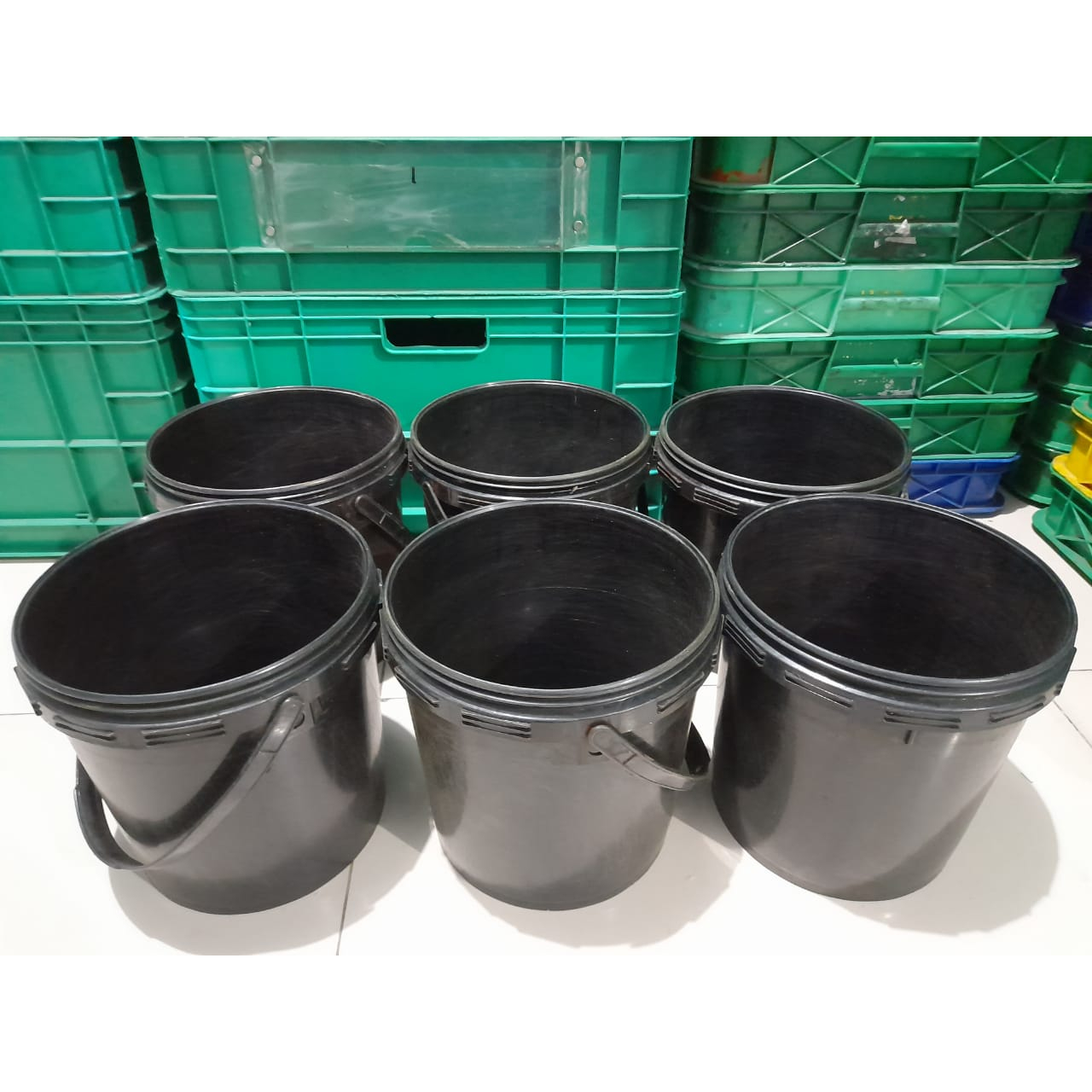 Ember Plastik 5 Liter / Pail 4 Liter (4.5KG) untuk Cat / Makanan / Packaging (warna : Hitam )